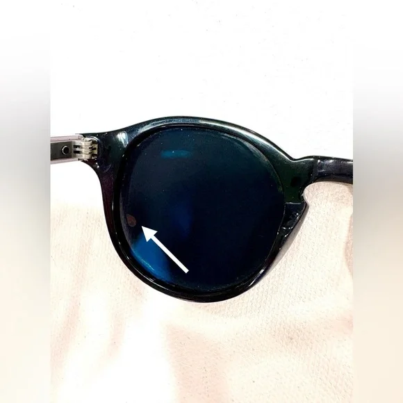 Bottega Veneta Round-Framed Acetate Black Sunglasses - Picture 10 of 10